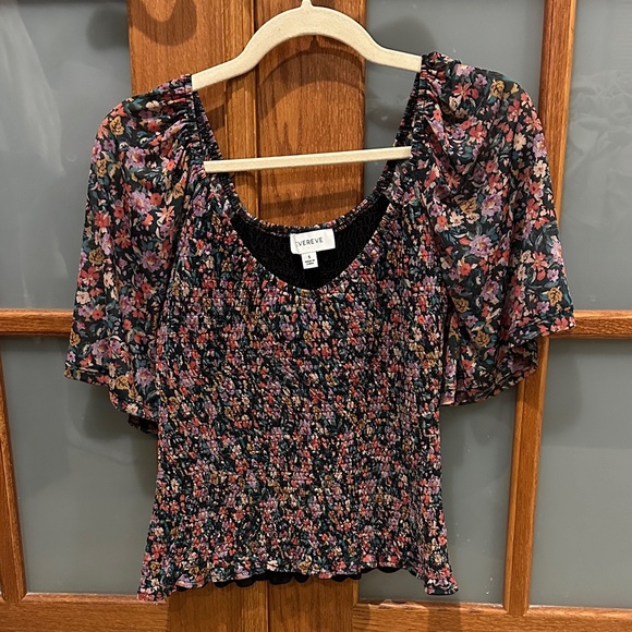 Evereve Tops - Evereve Black Multicolor Floral Smocked Blouse